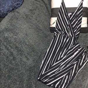 SUMMER DRESS 🌞 Dynamite/Garage - ReVamped